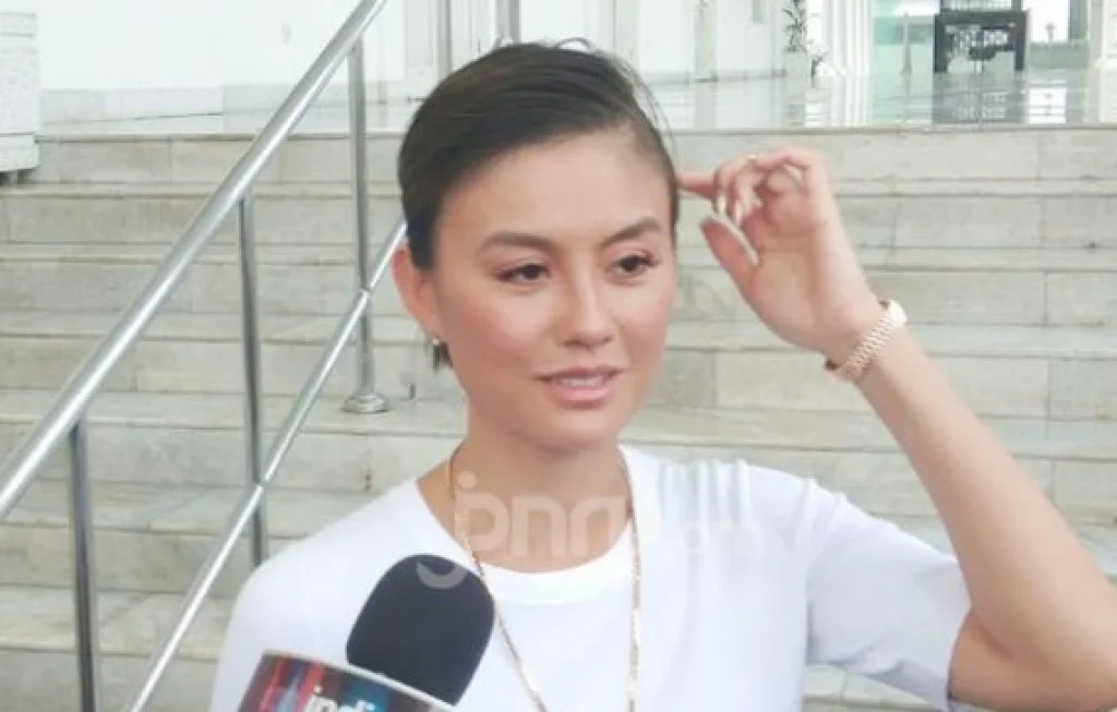 Agnez Mo Mangkir