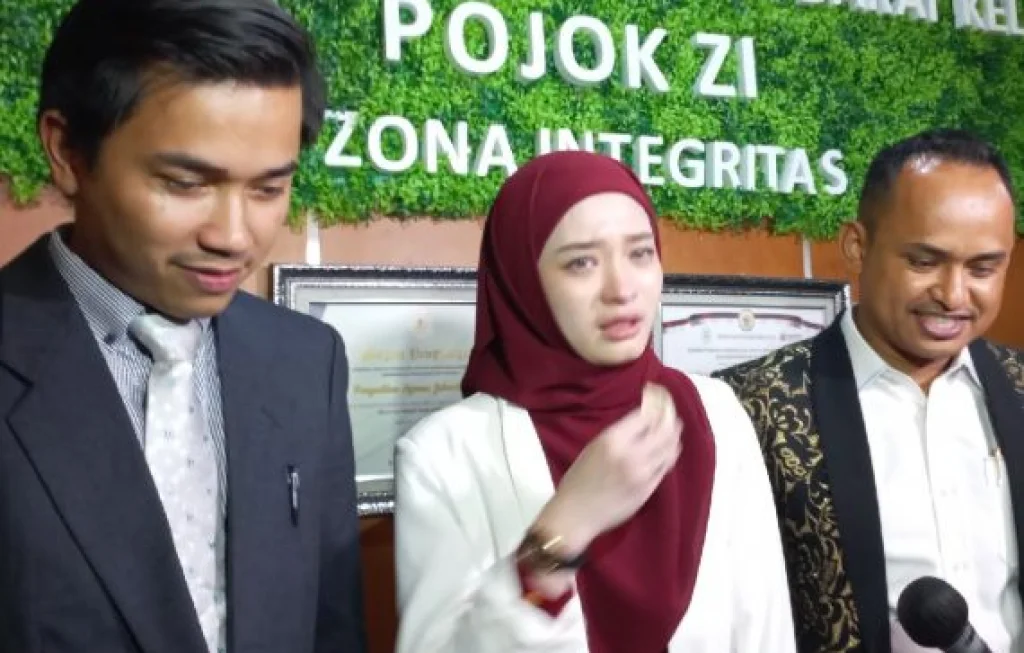 Artis Terheboh Kehilangan Job