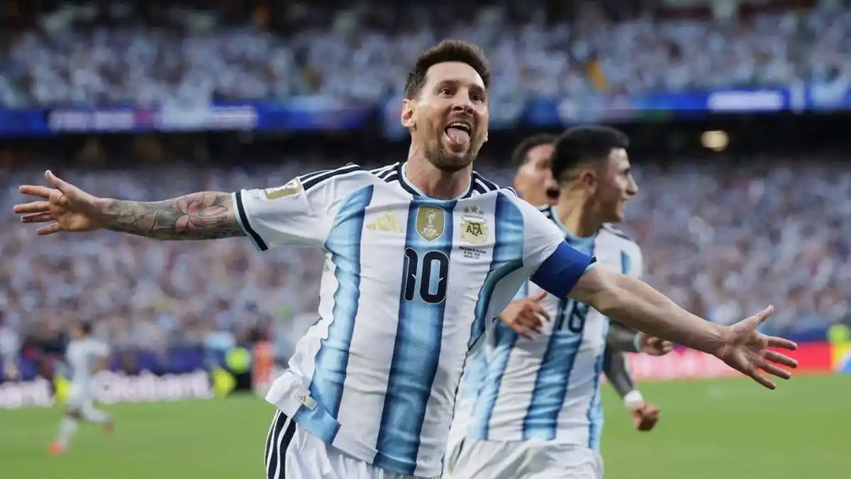 Messi Hattrick ke Gawang Aljazair, Argentina Menggila di Penyisihan Grup